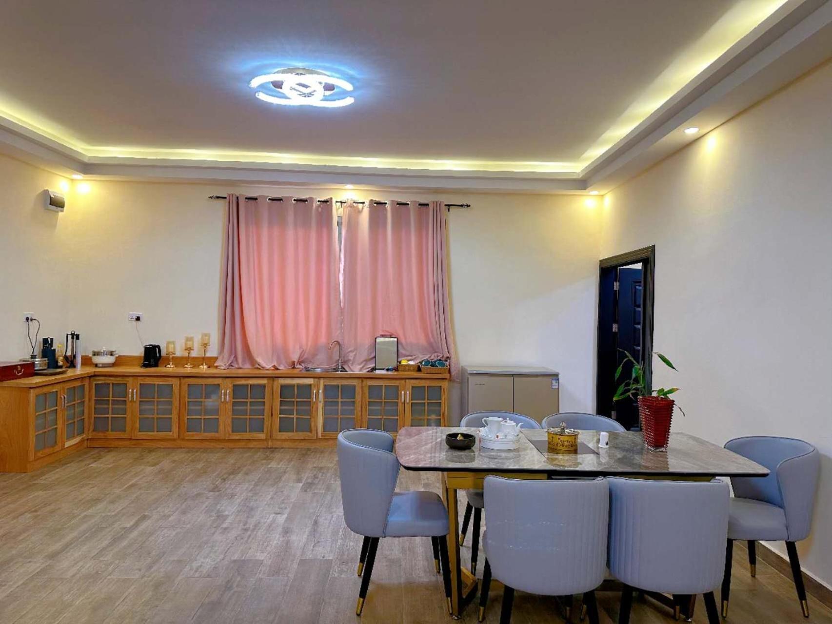 Grand Leone Hotel Freetown Exterior foto