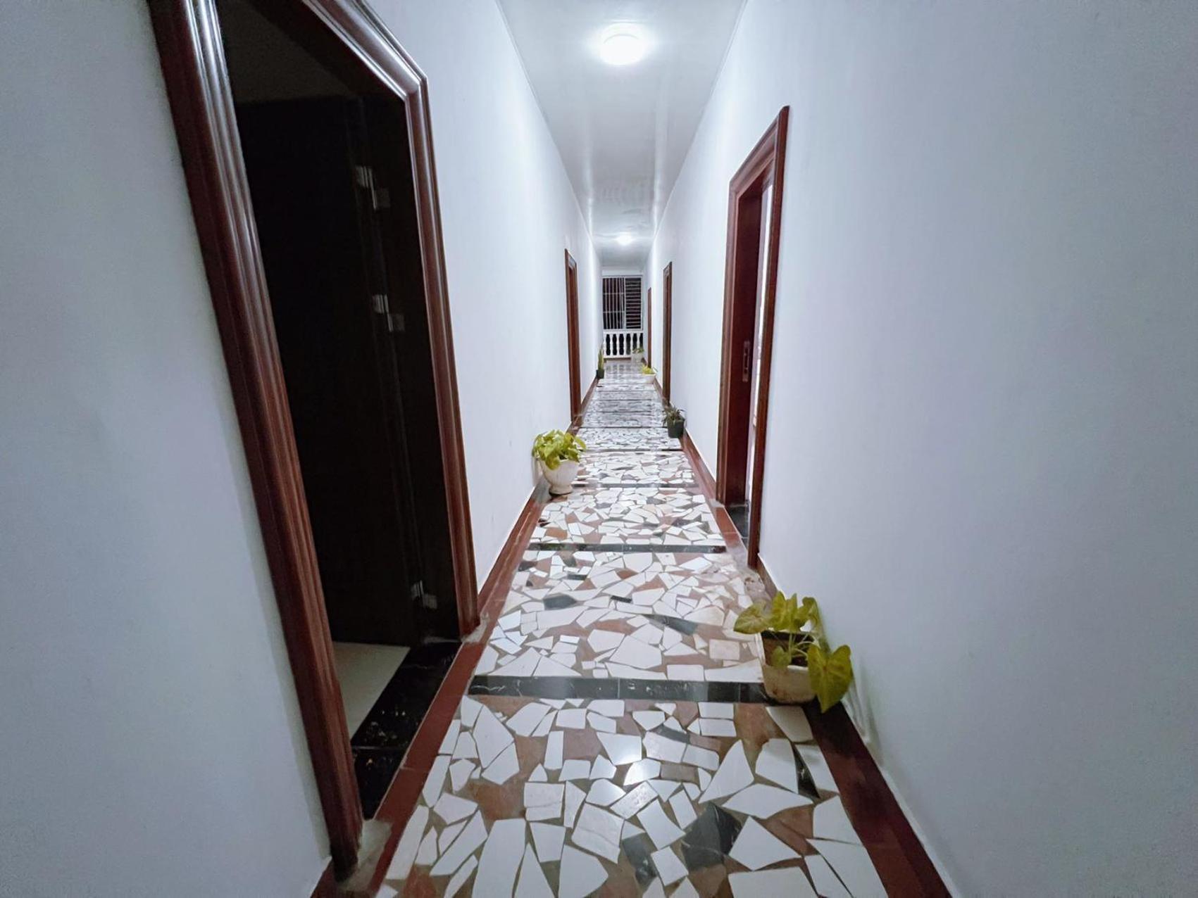 Grand Leone Hotel Freetown Exterior foto